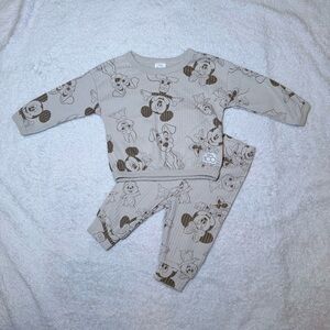 Disney Beige and Brown Cartoon Character Kids Matching Set